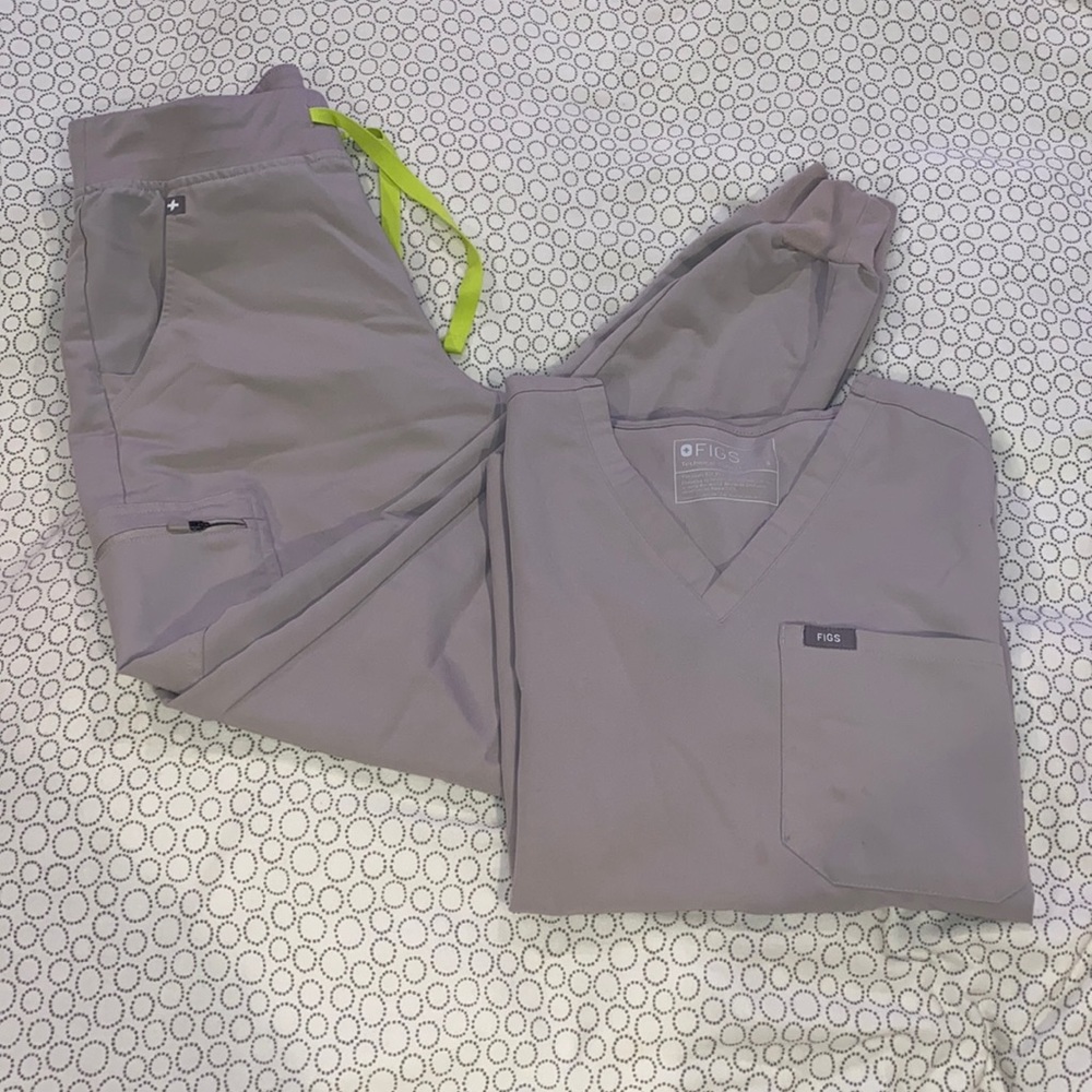 Figs Scrub Set